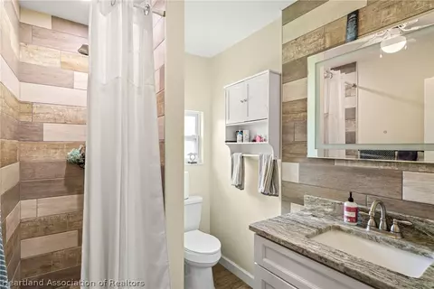 Bath - 18 Peaceful Pl, Lorida, FL 33857 photo 1 of 2