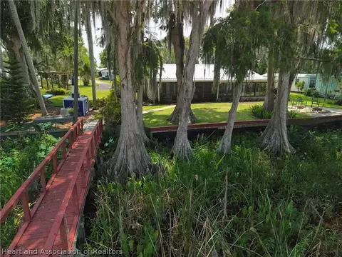 Exterior - 18 Peaceful Pl, Lorida, FL 33857 photo 17 of 19