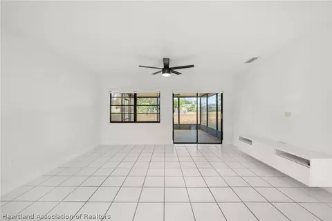 3407 Divot Rd, Sebring, FL 33872 photo 7