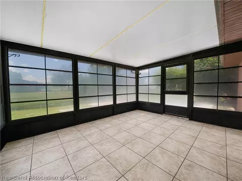 Exterior - 1205 Killarney Dr, Sebring, FL 33870 photo 2 of 6