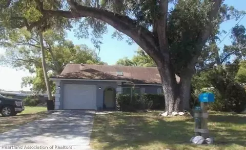 5844 Massachusetts Ave, New Port Richey, FL 34652