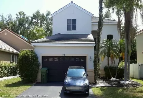 710 Stanton Dr, Weston, FL 33326