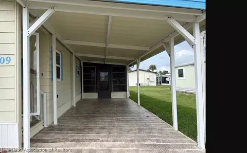 2309 Burning Tree Cir, Sebring, FL 33872 photo 23