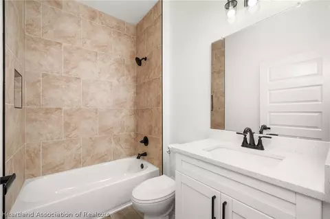 Bath - 5225 Cortez Blvd, Sebring, FL 33872 photo 3 of 4