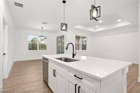 Kitchen - 5225 Cortez Blvd, Sebring, FL 33872 photo 5 of 5