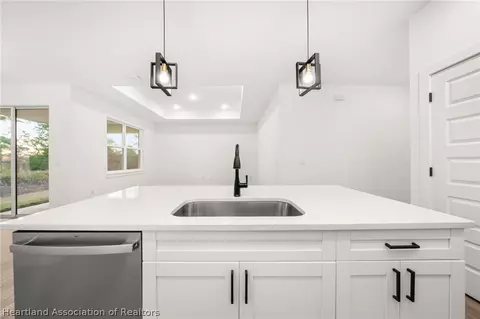 Kitchen - 5225 Cortez Blvd, Sebring, FL 33872 photo 4 of 5