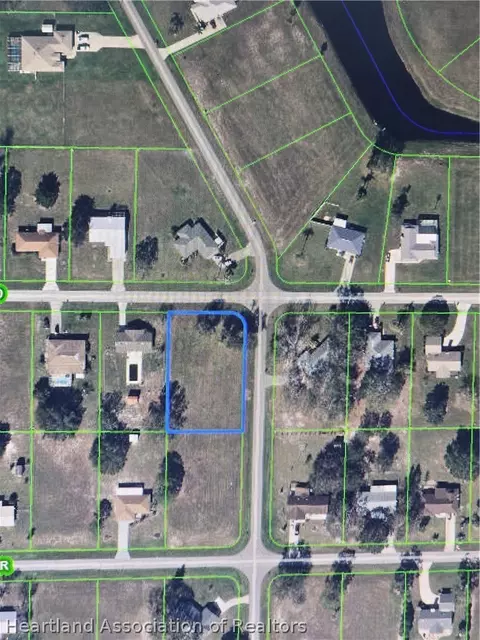 8324 Pine Glen Rd, Sebring, FL 33876 photo 2