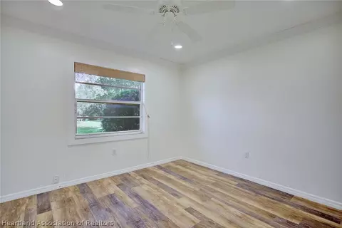Bedroom - 3855 Rodeo Dr, Sebring, FL 33875 photo 3 of 8
