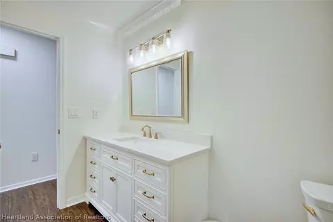 Bath - 3855 Rodeo Dr, Sebring, FL 33875 photo 3 of 4