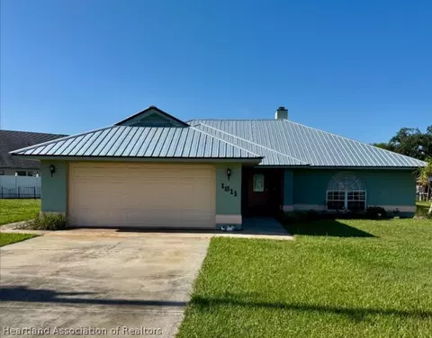 1811 Allamanda Blvd W, Avon Park, FL 33825