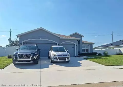 129 Cloverbrook Trl, Davenport, FL 33837