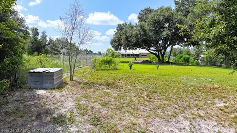 Exterior - 298 River Dr, Sebring, FL 33875 photo 3 of 5
