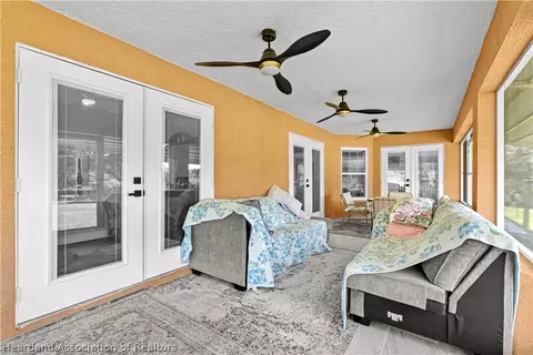 Exterior - 298 River Dr, Sebring, FL 33875 photo 4 of 5