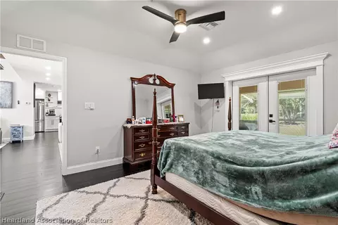 Bedroom - 298 River Dr, Sebring, FL 33875 photo 1 of 7