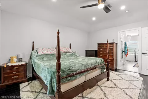 Bedroom - 298 River Dr, Sebring, FL 33875 photo 3 of 7