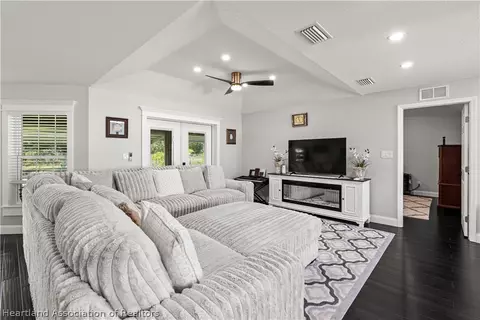 Living - 298 River Dr, Sebring, FL 33875 photo 1 of 1