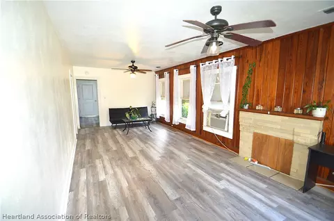 Living - 2110 Eagle Dr, Wauchula, FL 33873 photo 1 of 2