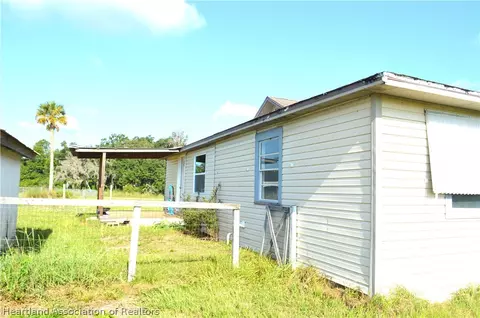 Exterior - 2110 Eagle Dr, Wauchula, FL 33873 photo 5 of 6