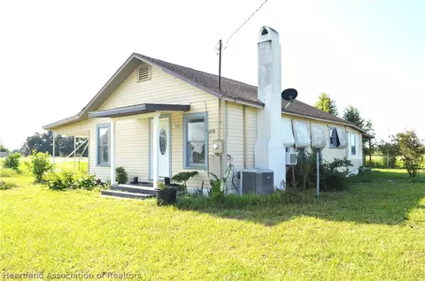 Exterior - 2110 Eagle Dr, Wauchula, FL 33873 photo 4 of 6