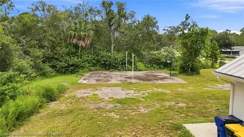 Exterior - 837 Lily St, Sebring, FL 33875 photo 4 of 5