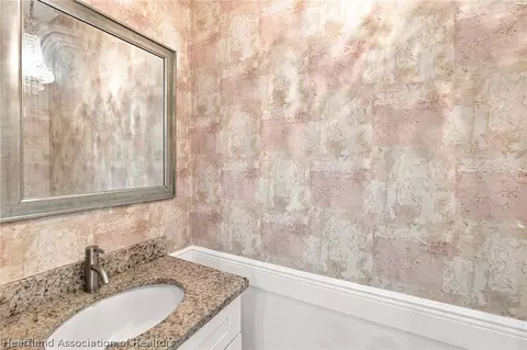 Bath - 837 Lily St, Sebring, FL 33875 photo 1 of 8