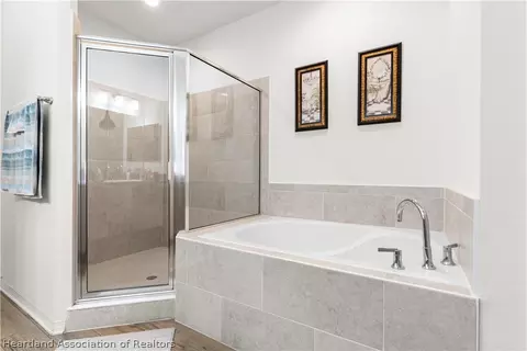 Bath - 5124 Moss Hammock Trl, Sebring, FL 33872 photo 4 of 6