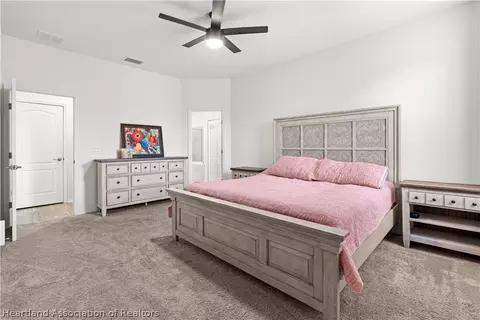 Bedroom - 5124 Moss Hammock Trl, Sebring, FL 33872 photo 1 of 9