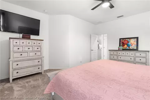 Bedroom - 5124 Moss Hammock Trl, Sebring, FL 33872 photo 2 of 9