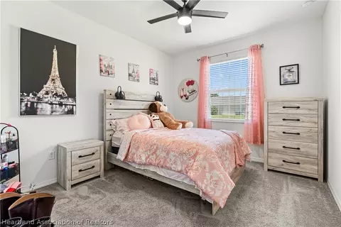 Bedroom - 5124 Moss Hammock Trl, Sebring, FL 33872 photo 8 of 9