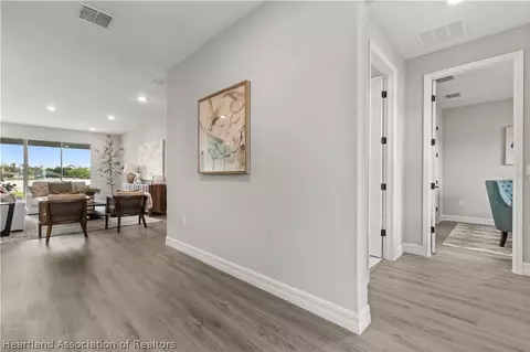 Entry Way - 4943 San Ignacio Dr, Sebring, FL 33872 photo 3 of 4