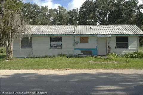 222 W Fourth St, Zolfo Springs, FL 33890