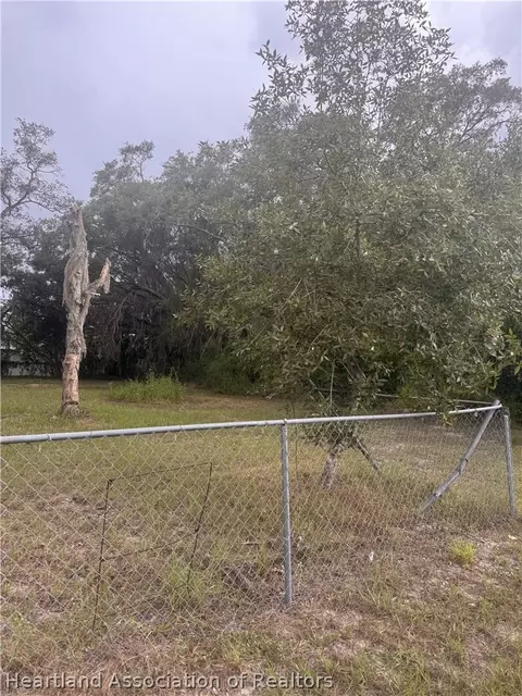 King Drive, Sebring, FL 33870 photo 4