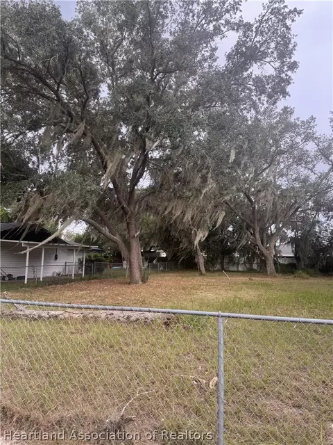 King Drive, Sebring, FL 33870 photo 2
