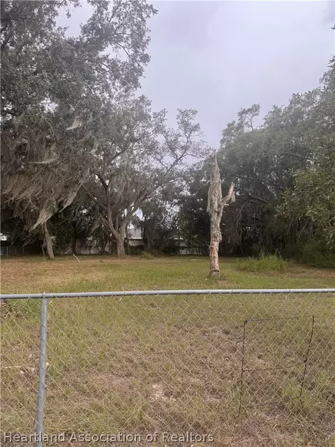 King Drive, Sebring, FL 33870 photo 3
