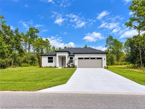 8636 Sun N Lake Blvd, Sebring, FL 33872