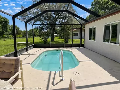 Exterior - 101 Tortoise Rd, Sebring, FL 33876 photo 3 of 9