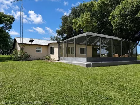 Exterior - 101 Tortoise Rd, Sebring, FL 33876 photo 4 of 9