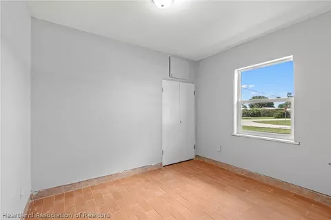 Bedroom - 2415 Sunset Dr, Sebring, FL 33870 photo 1 of 7