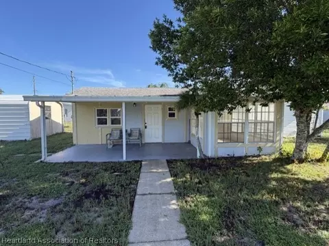 1805 Shore Rd, Avon Park, FL 33825