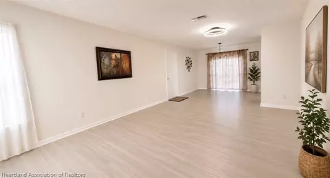 Living - 4120 Bianca St, Sebring, FL 33872 photo 2 of 2