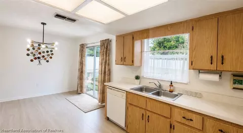 Kitchen - 4120 Bianca St, Sebring, FL 33872 photo 1 of 2