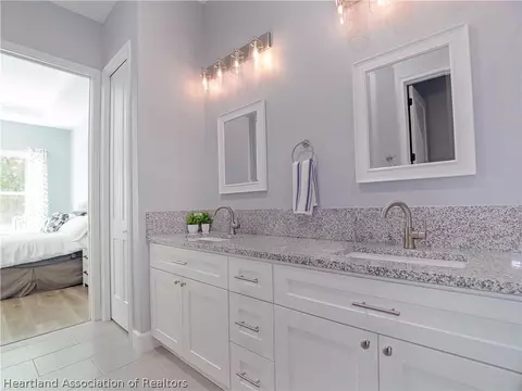 Bath - 35148 Daily Dr, Sebring, FL 33872 photo 1 of 4
