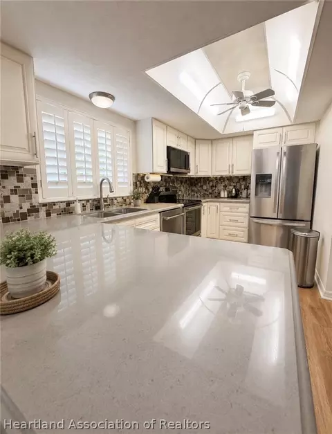 Kitchen - 4941 Casablanca Circle I6, Sebring, FL 33870 photo 2 of 2