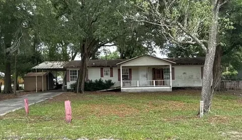 4330 5th St, Zephyrhills, FL 33542