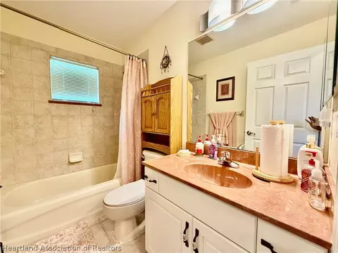 Bath - 4428 Mendavia Dr, Sebring, FL 33872 photo 3 of 3