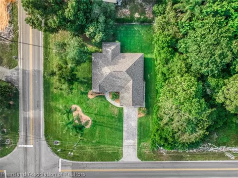 View/Area - 3904 Golfview Rd, Sebring, FL 33875 photo 3 of 5