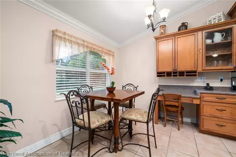 Dining - 3904 Golfview Rd, Sebring, FL 33875 photo 3 of 4