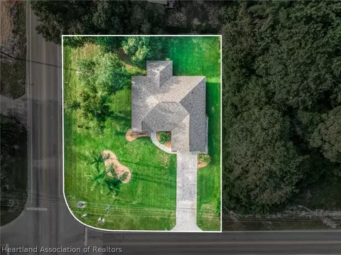 View/Area - 3904 Golfview Rd, Sebring, FL 33875 photo 2 of 5