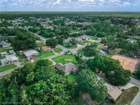 View/Area - 3904 Golfview Rd, Sebring, FL 33875 photo 5 of 5