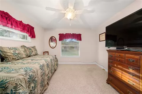 Bedroom - 3904 Golfview Rd, Sebring, FL 33875 photo 8 of 9